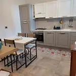 Casa Dell'agrifoglio 4*