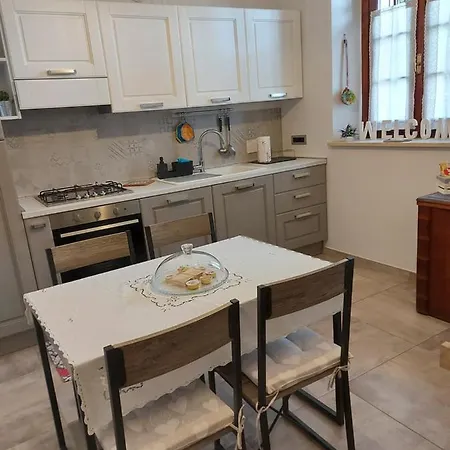 Casa Dell'agrifoglio Πανσιόν 4*