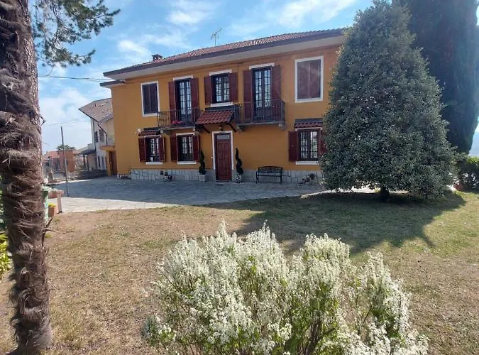 Casa Dell'agrifoglio Gæstehus